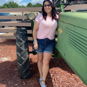 Meet your Posher, Tracey